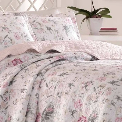 Pink Breezy Floral Quilt Set - Laura Ashley 5 Pink Breezy Floral Quilt Set - Laura Ashley - Image 3