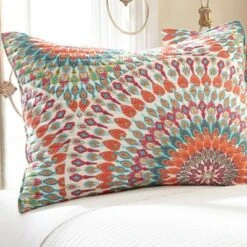 Mirage Medallion Quilt and Pillow Sham Set - Levtex Home