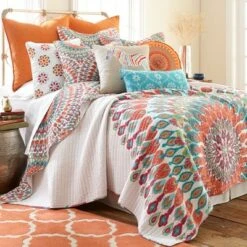 Mirage Medallion Quilt and Pillow Sham Set - Levtex Home -QUILTS Sales unnamed file 860