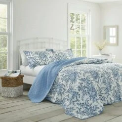 Bedford Quilt Set - Laura Ashley -QUILTS Sales unnamed file 900