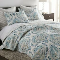 Alita Quilt and Pillow Sham Set - Levtex Home